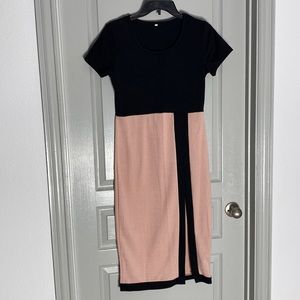 Black and pink 👗 with a split side